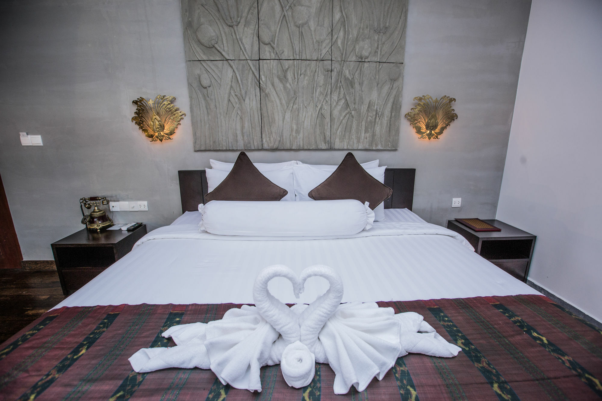 The Palm Boutique Hotel & Residence Пном Пен Екстериор снимка