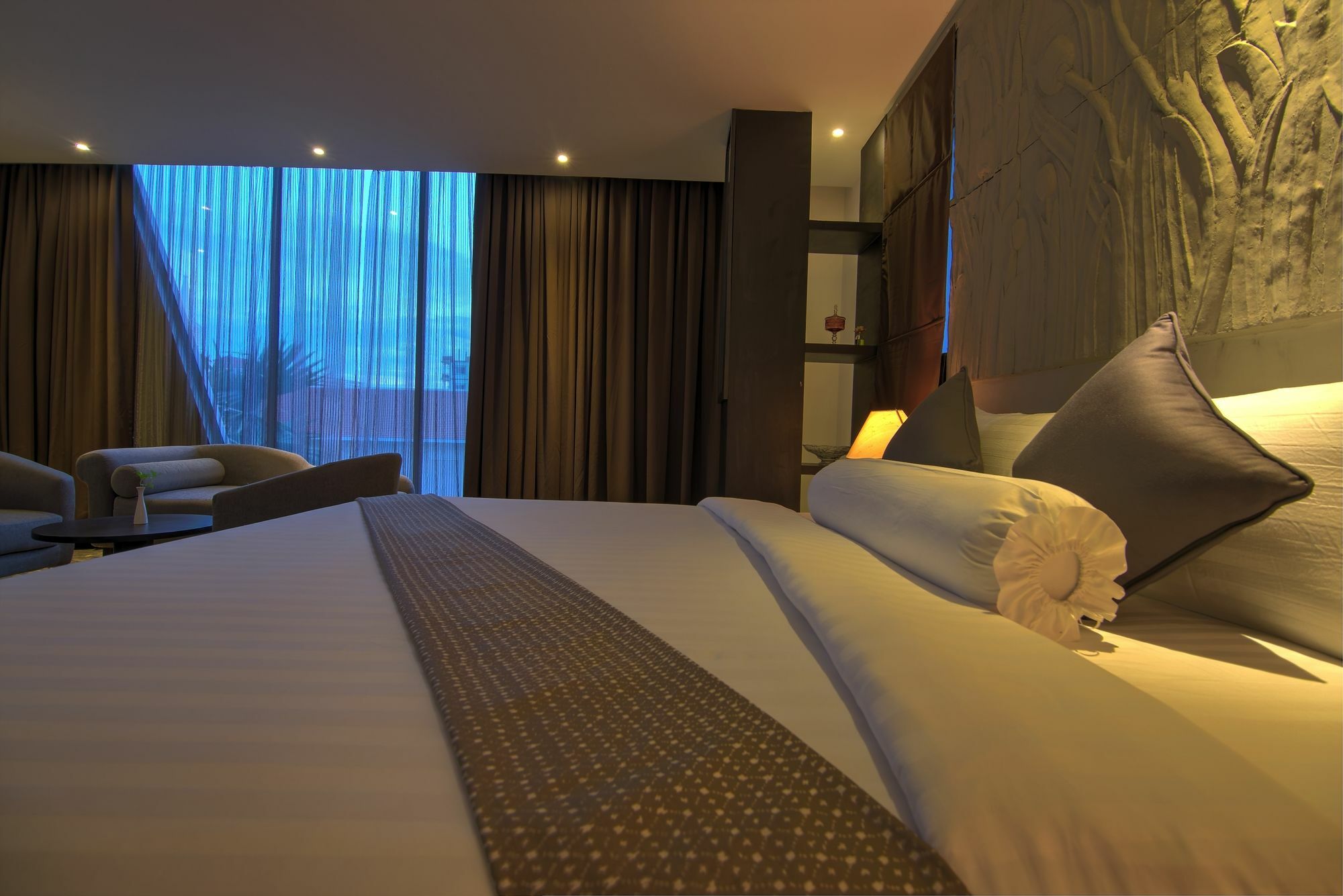The Palm Boutique Hotel & Residence Пном Пен Екстериор снимка
